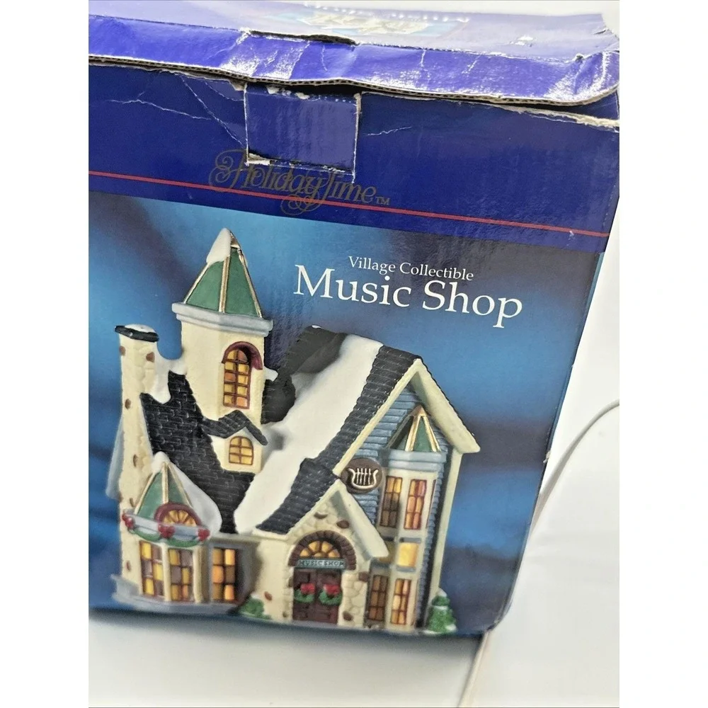Music Shop Holiday Time Vintage Village Collectible Dickens England Lighted  EVC